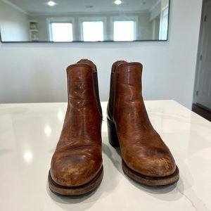 Sabrina Chelsea Frye Boots